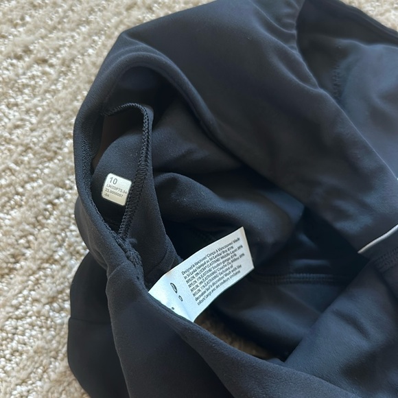 NWT Lululemon Align Asymmetrical Bra *Light Support, C/D Cup - Picture 10 of 11